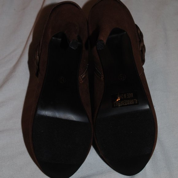 NIB SZ 10 BROWN FAUX SUEDE 5IN HEEL WOMEN'S BOOTY - Picture 6 of 6
